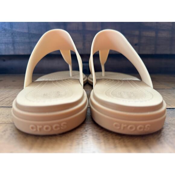 Crocs Sandals Women's Size 7 White Beige Thong Flip Flop Slide Comfort Foam - Picture 3 of 8